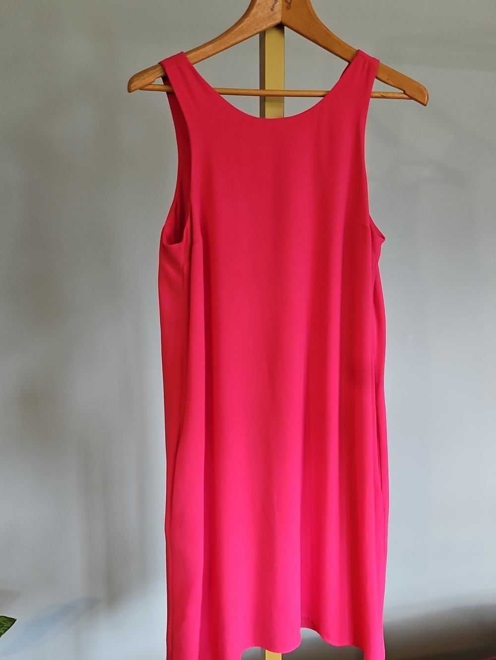 GAP Sleeveless Hot Pink Shift Dress